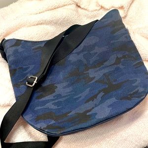 Versatile and fun Quilted Koala City Bag!  Crossbody / Hobo Style